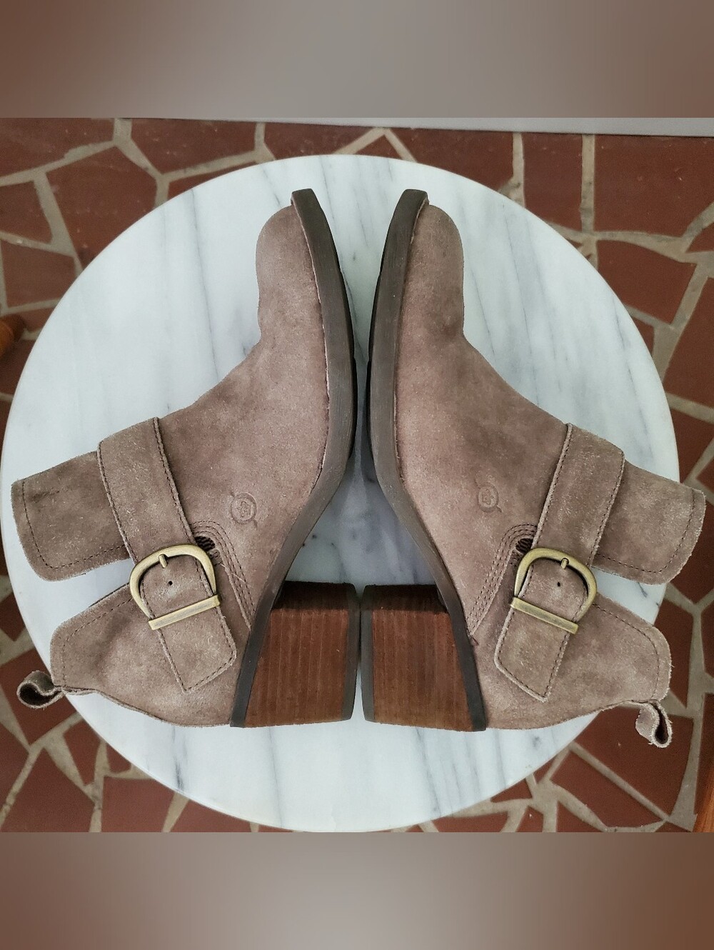Born Royce Distressed Suede Leather Pull On Ankle Bootie Taupe 7.5 - Picture 7 of 10